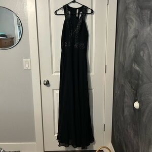 Black ball / prom dress / gown